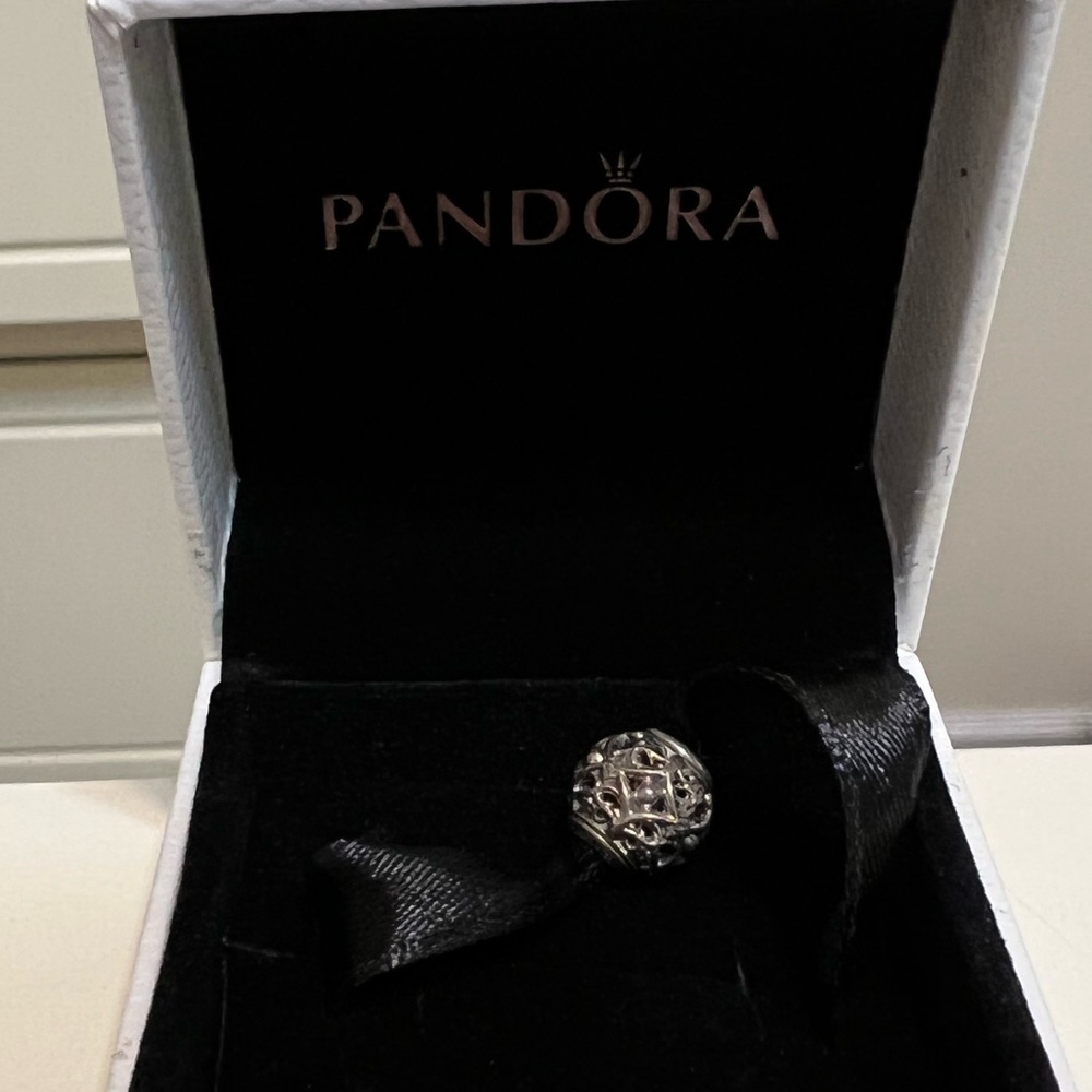 Pandora Essence Collection Charm